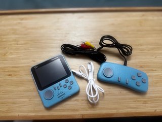 Consola Portátil G7 3.5 + Mando + Cables