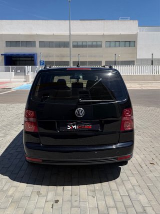 Volkswagen Touran 2010 7 plazas garantía año