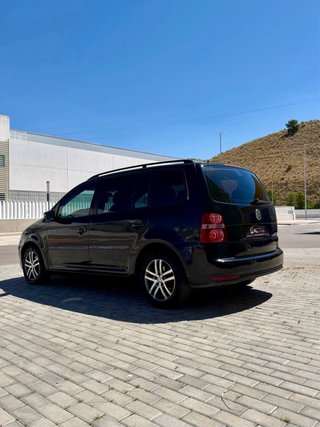 Volkswagen Touran 2010 7 plazas garantía año