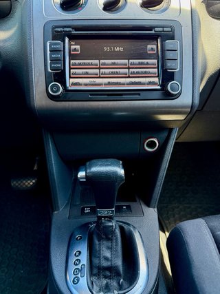 Volkswagen Touran 2010 7 plazas garantía año