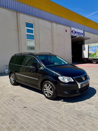 Volkswagen Touran 2010 7 plazas garantía año