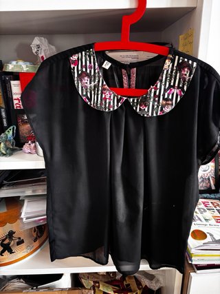 Blusa Silvia Calles Negra Talla L