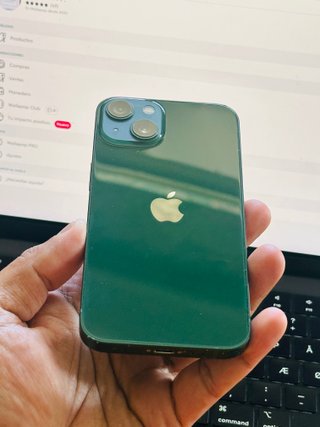 iPhone 13 128GB Verde Oscuro