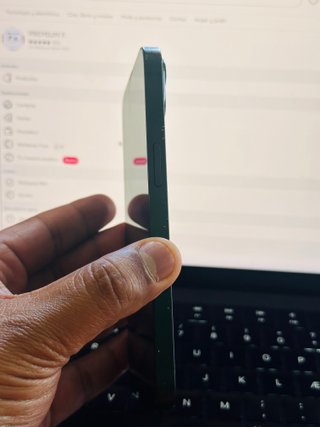 iPhone 13 128GB Verde Oscuro