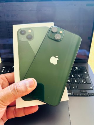 iPhone 13 128GB Verde Oscuro