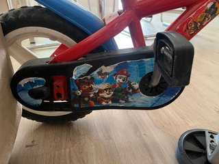 Bicicleta infantil Paw Patrol roja