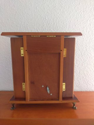 Joyero musical clásico madera