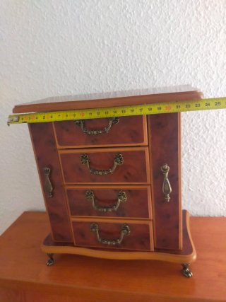 Joyero musical clásico madera