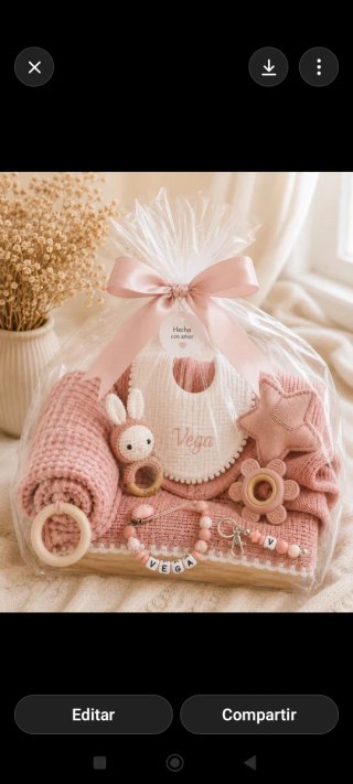 Cesta regalo bebé niña
