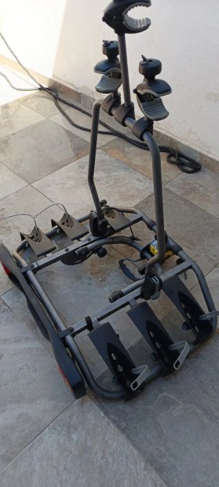 Portabicicletas para bola de remolque