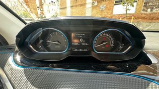 Peugeot 2008 1.6 BlueHdi Allure