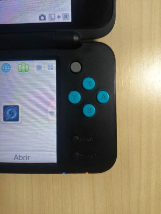 Nintendo 2DS XL Negra y Turquesa