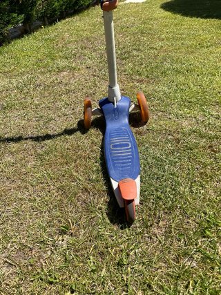 Patinete infantil 3 ruedas naranja y azul