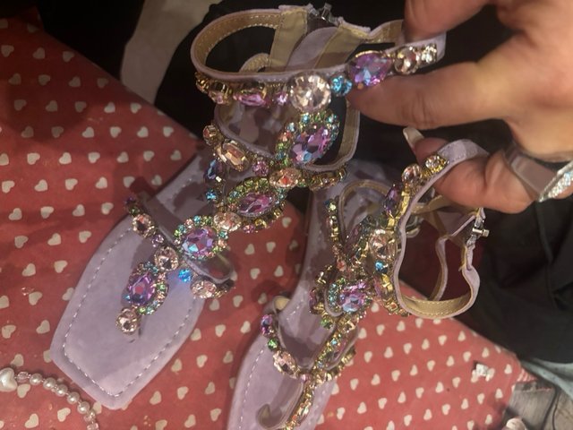 Sandalias ALMA EN PENA Moradas Joyas