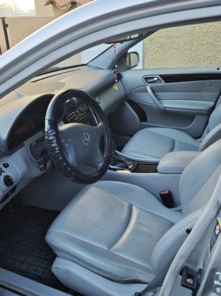 Mercedes-Benz Clase C 2004