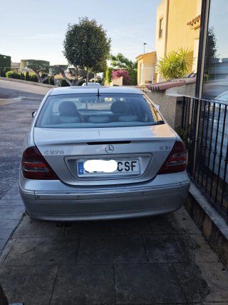 Mercedes-Benz Clase C 2004