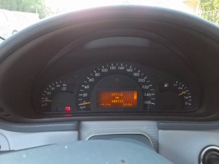 Mercedes-Benz Clase C 2004