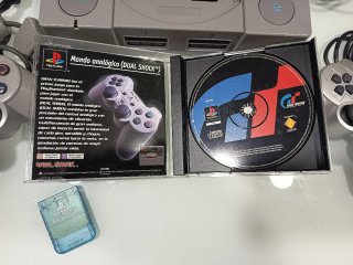PlayStation 1 + Accesorios + Juego Gran Turismo