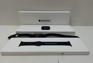 Apple Watch SE 3 40mm Cellular
