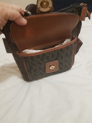 Bolso NX Marrón y Dorado    hecho en Mexico