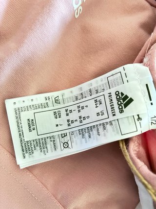 Top deportivo Adidas rosa