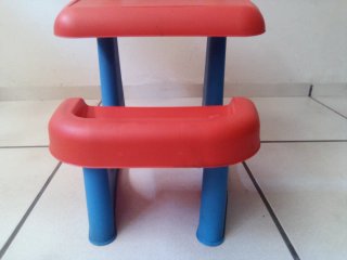 Pupitre Infantil Keter con Asiento