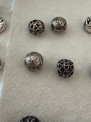 Pulseras y Charms Pandora Plata, precio por unidad