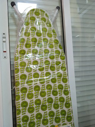 Tabla de planchar plegable está noevas sin estrena