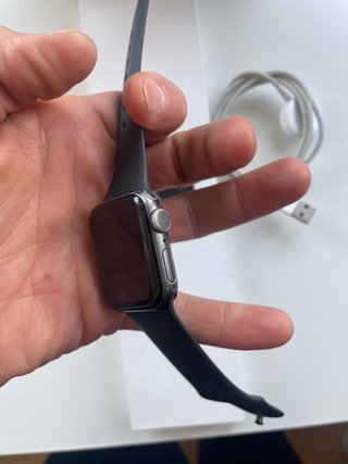 Apple Watch SE 40mm Negro con Caja