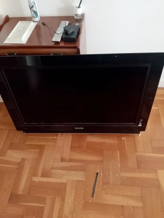 Televisión Philips Negra de 37" Se vende con TDT
