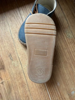 Botas barefoot Pisamonas azul talla 23