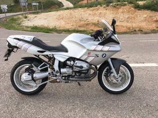 BMW R1100S - Moto deportiva