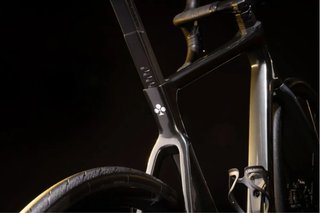 Colnago Bicicleta V4 105 Di2 Fulcrum R600