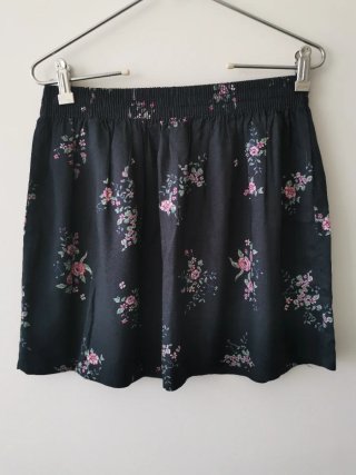 Falda floral Pull&Bear Talla M