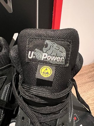 Scarpe U-Power