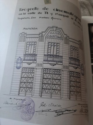 Arquitectura de cines en Valladolid en busca de...
