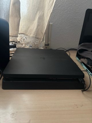 PS4 (PlayStation 4) Negra