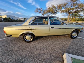 Mercedes-Benz Clase E 1993