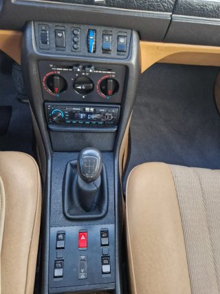 Mercedes-Benz Clase E 1993
