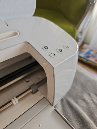 Máquina de corte Cricut Maker 3 (NEGOCIABLE)