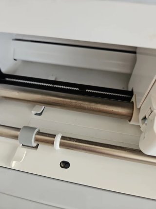 Máquina de corte Cricut Maker 3 (NEGOCIABLE)