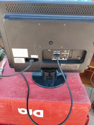 TV Philips 19