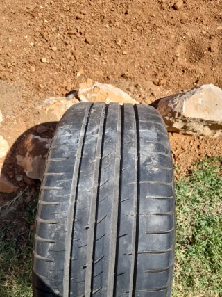 Neumático Goodyear Eagle F1 245/35 R18