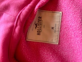 Chaqueta Hollister con capucha rosa mujer