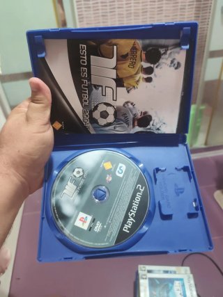 PlayStation 2 - Esto es Fútbol 2004