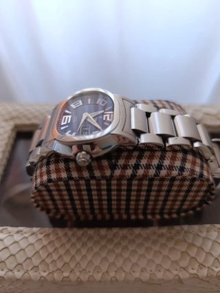 Reloj Festina Esfera Azul y Correa Plateada