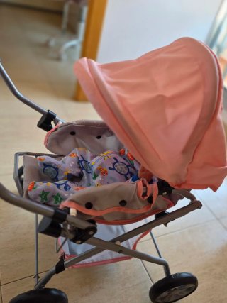 Carrito de muñeca y muñeco Antonio Juan