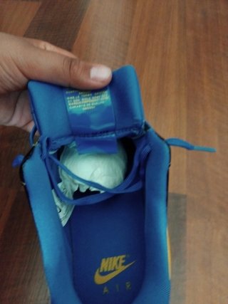 Nike Air Force 1 Azul/Amarillo