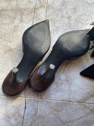 Tacones MNG Marrones