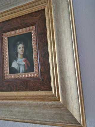 Cuadro Clásico Dorado